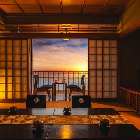 Ibusukionsen Hotel Shougetu Екстериор снимка